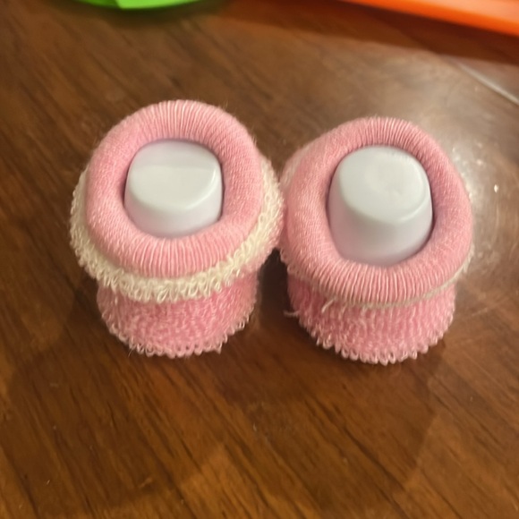 Timberland Baby Infant Booties socks pink 0-3 Months x 2 Pair - Picture 6 of 8
